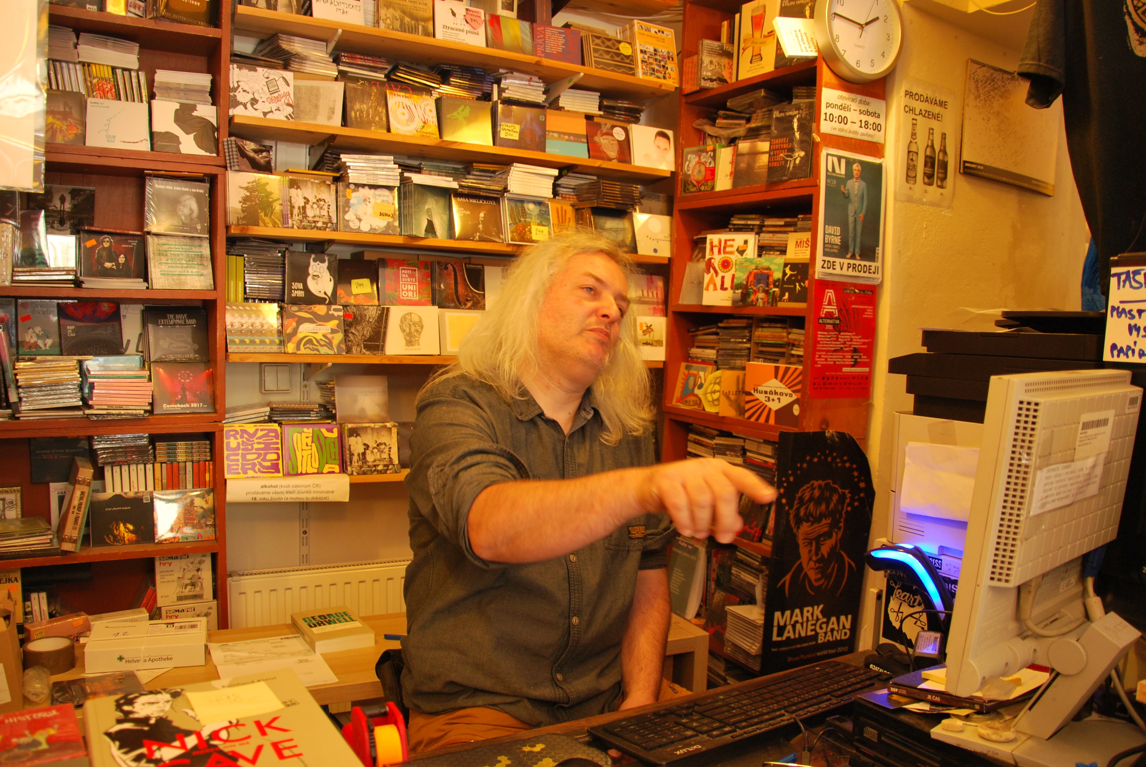 Josef-Jindrák-Rekomando-photo-credit-Karolina-Wencelová-Nevinný-obchod